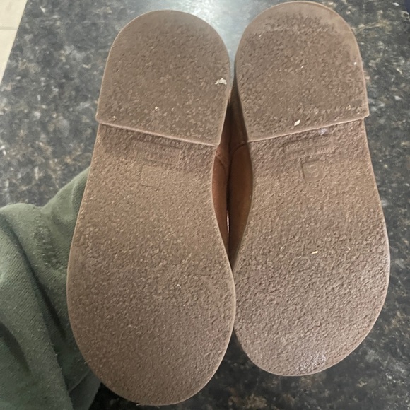 EUC Toddler girl shoes - Picture 2 of 3